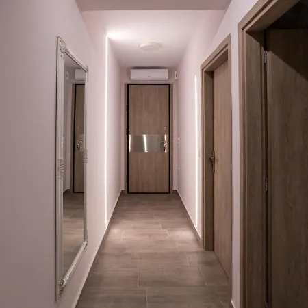 Apartament Charisma *